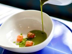 青豆汤扒三文鱼及香菜-AZUR聚(香格里拉饭店)