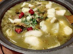 -周鱼小馆石锅酸菜鱼(活力汇店)