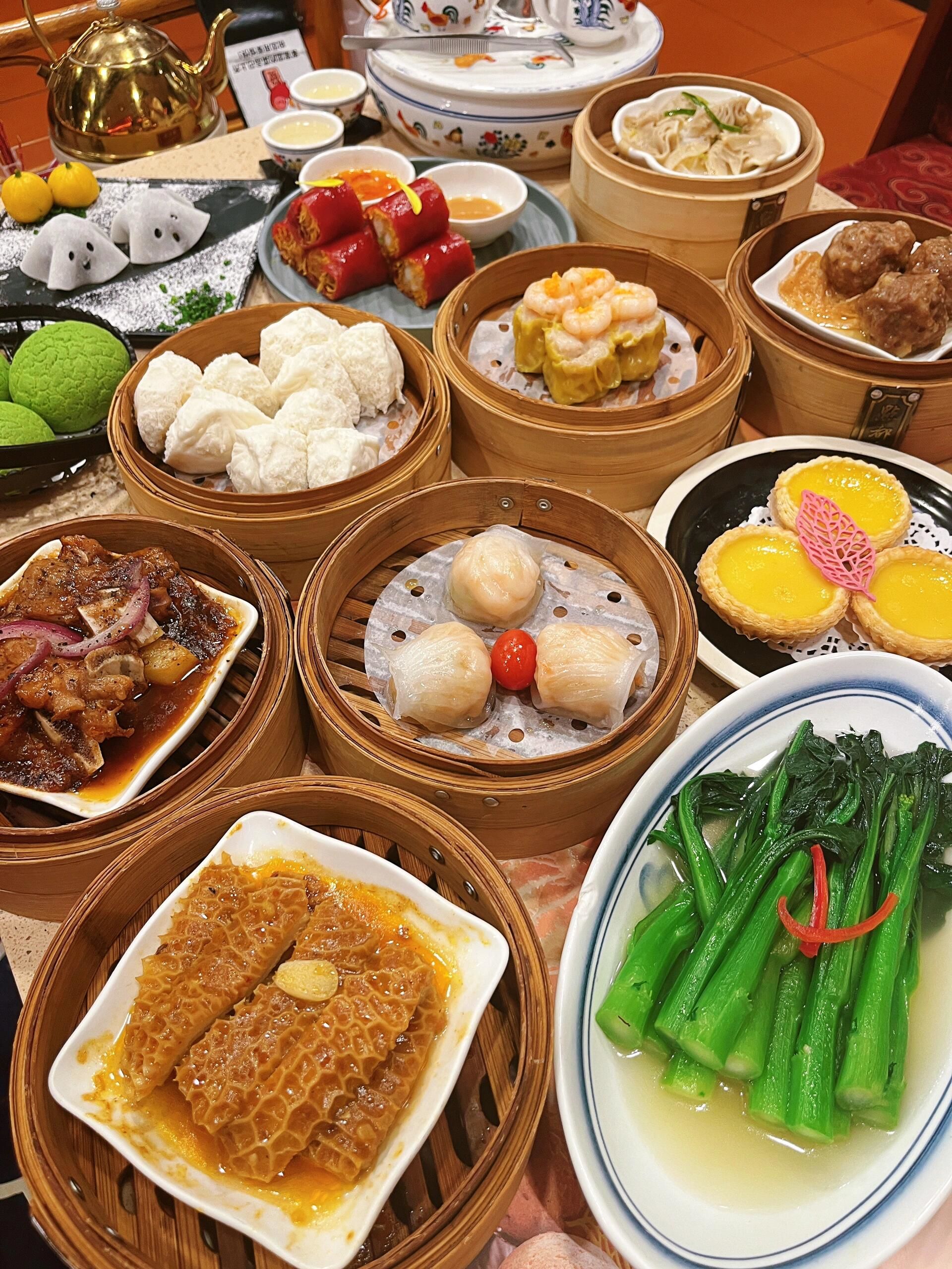 心甘情愿早起排队的早茶神店