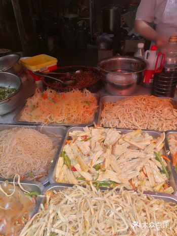 石头塘菜市场 特色推荐：凉拌菜