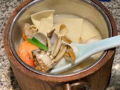 江南水乡一桶鲜-南京大牌档(香港广场店)