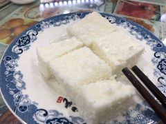 牛奶椰蓉方砖-黄氏糖水铺(琵琶东路店)