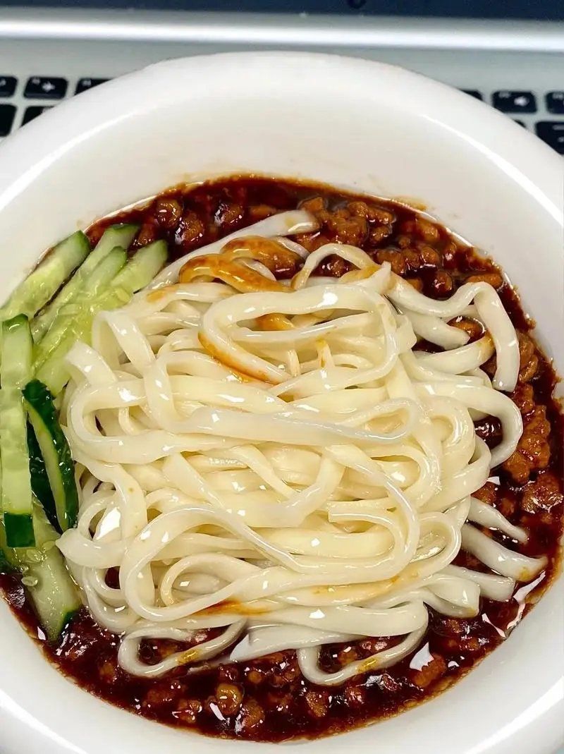 清新蔬菜汤面