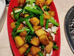 小葱拌饼子-金太阳海鲜烧烤·本地人餐厅(星海公园店)