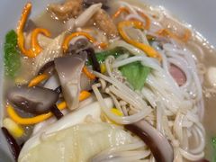 三鲜菌菇过桥米线-云味馆·云南菜·云南米线(景田店)