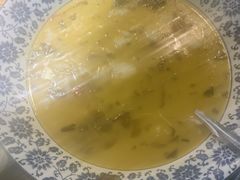 -东口码头·烧鸽子·鱼头泡饼·地方菜(金鹰悦城店)