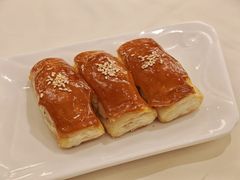 蜜汁叉烧酥-利苑酒家(合景国际金融广场店)
