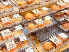 -沃尔玛(前山店)