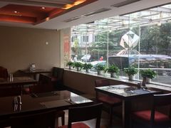 -天伦松鹤大饭店·欣妮咖啡
