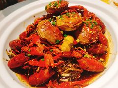 -肥肥虾庄·金牌油焖大虾(东湖欢乐谷店)