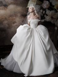 -纯色时光婚纱艺术馆WHITE