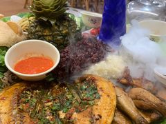 -沐毫傣泐云南菜孔雀宴•手抓饭傣味烧烤(曼听公园店)