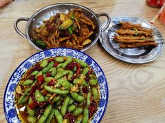 -江城燕子大排档(江汉路步行街店)