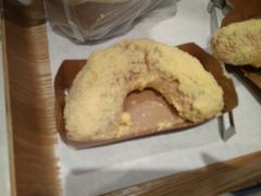 -巴黎贝甜(大宁国际商业广场店)