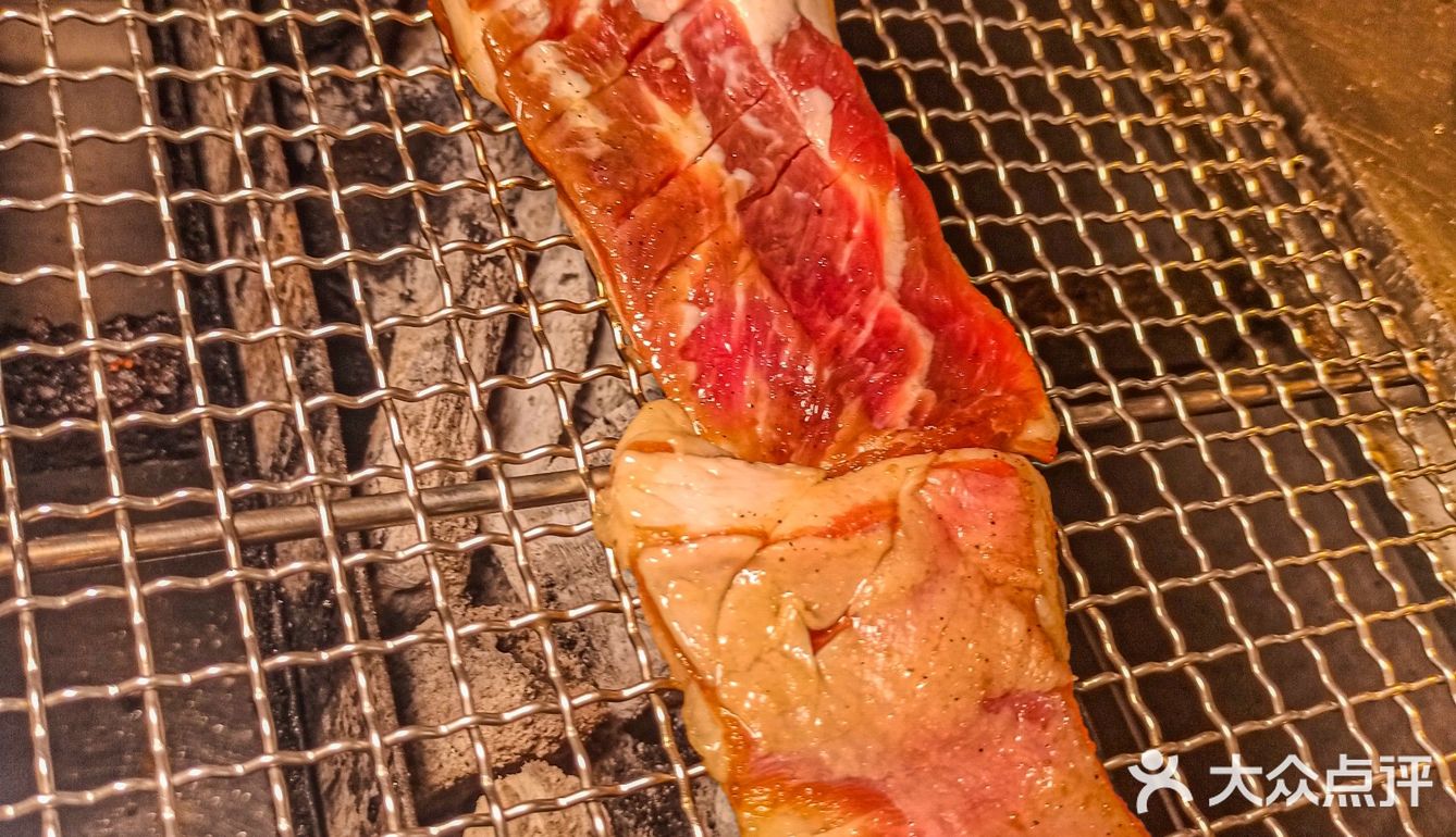 开业三年就两进必吃榜的烤肉店你可千万别错过