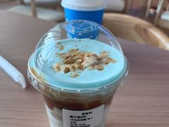 -抱抱地球咖啡馆(国家海洋博物馆店)