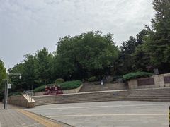 -玲珑塔公园