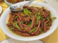 茼蒿炒海肠-良友·海鲜青岛菜(五四广场店)