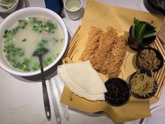 -丁里羊肉小镇(天鹅湖总店)