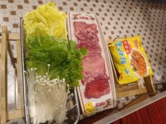 -沙胆彪炭炉牛杂煲(上海日月光广场店)
