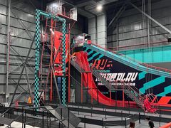 -极限PLAY运动娱乐新世界·团建派对潮玩休闲馆·室内蹦极高空游乐园