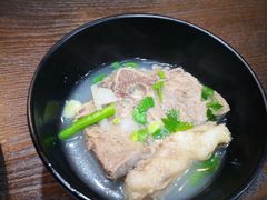 羊蝎子汤-陈老斯呼尔嗨吃烧烤(科巷店)