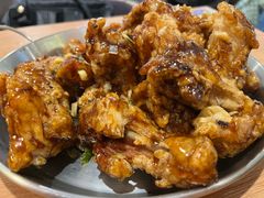 -BHC炸鸡(明洞总店)