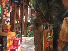 -东巴婆婆云南鱼豆花火锅(大东门店)