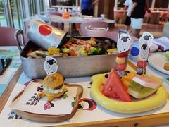 -水桶王国主题餐厅·聚会·生日派对·亲子活动·家庭套餐(亚龙湾希尔顿店)