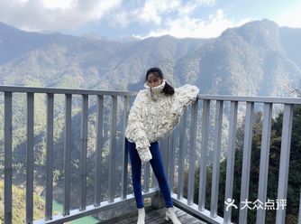 来山里呼吸一下新鲜空气