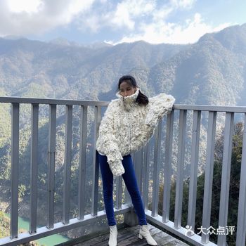 来山里呼吸一下新鲜空气