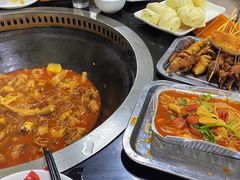 -东北烧烤铁锅炖水库鱼