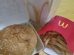 -麦当劳(湖光北街店)
