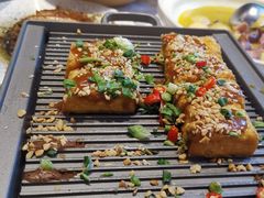 -关里关外·鱼头泡饼(唐冶绿地汇店)