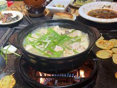 -有一锅·野生菌黑山羊腊排骨火锅(古城北门店)