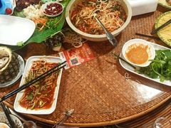 -沐毫傣泐云南菜孔雀宴•手抓饭傣味烧烤(曼听公园店)