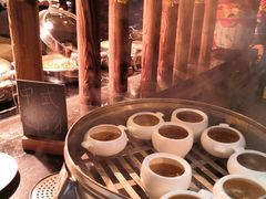 椰子乌鸡汤锅底-OPEN開全日自助餐厅·西餐·海鲜(佛山希尔顿酒店)