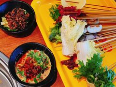-串门邻居串串火锅(云南南路店)