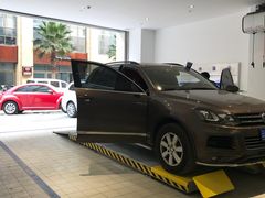 -云南新双立进口大众4S店(滇池店)