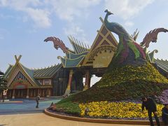 -七彩云南欢乐世界