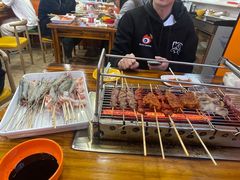 -哈尔滨小酒馆·鲜肉现穿自助烧烤(康新花园店)