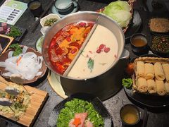 -湊湊火锅·茶憩(新中关购物中心店)