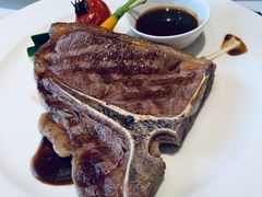 煎T骨牛排配黑椒汁-北京友谊宾馆·俄罗斯餐厅