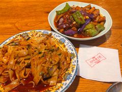 -柴窝堡22号辣子鸡·传承新疆菜