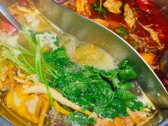 -芈重山老火锅(广州首店)