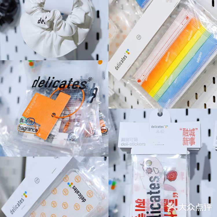 白T品牌西南首店|一整面墙全是白色T恤 还能定制噢