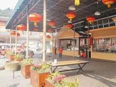 -美食村花园餐厅
