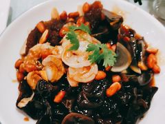 -六和聚传统烤鸭.天津菜(和平店)