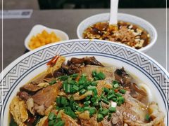 -粉吖吖·邵阳米粉(体育西路店)