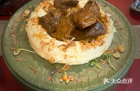 Beef Stew with Creamy Mashed Potatoes
